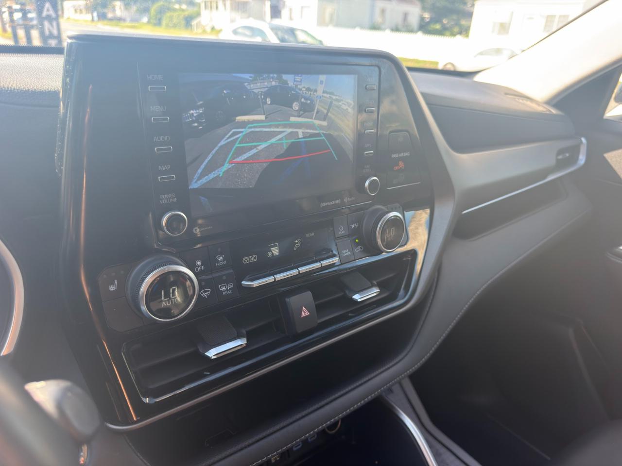 Toyota Highlander XLE 2022