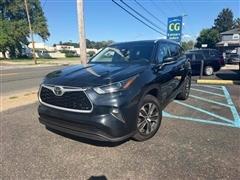 2022 Toyota Highlander 