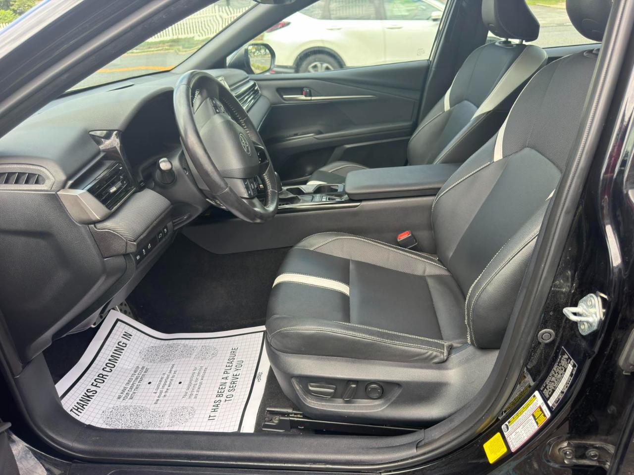 Toyota Camry SE 2025