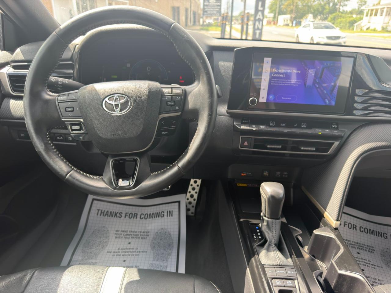 Toyota Camry SE 2025