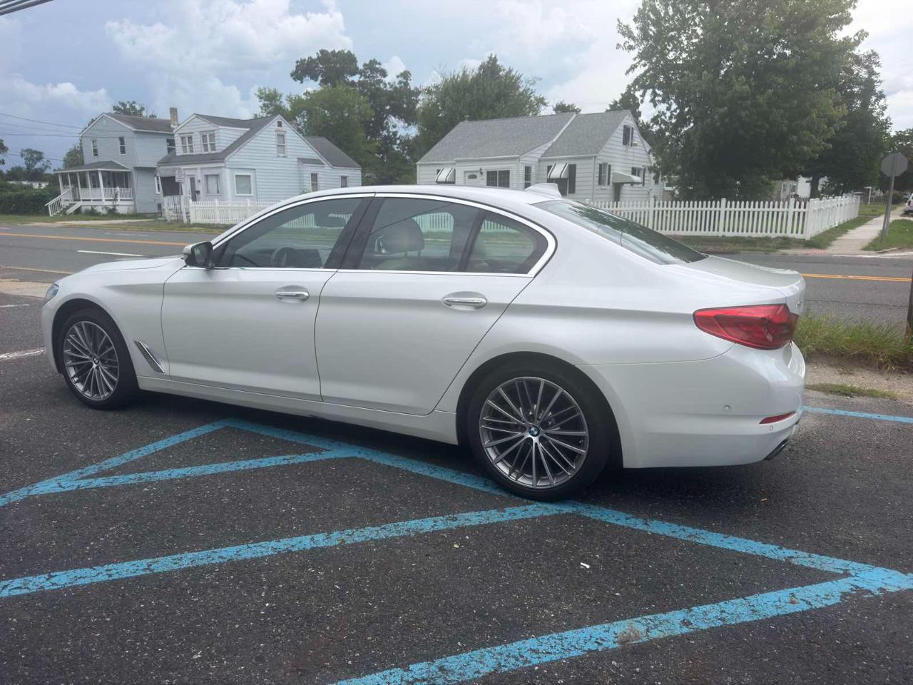 BMW 5 Series 540i xDrive Sedan 2017