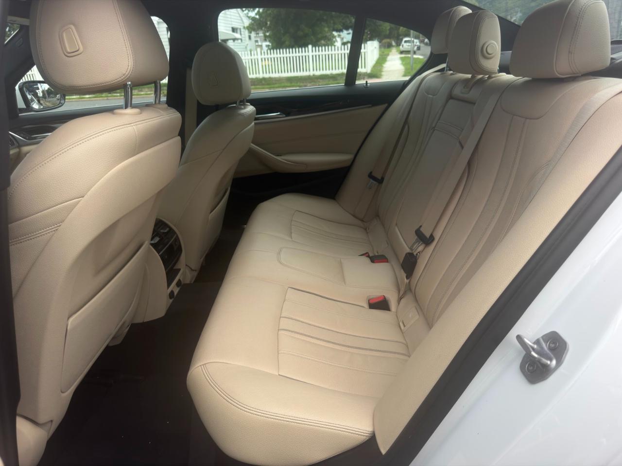 BMW 5 Series 540i xDrive Sedan 2017