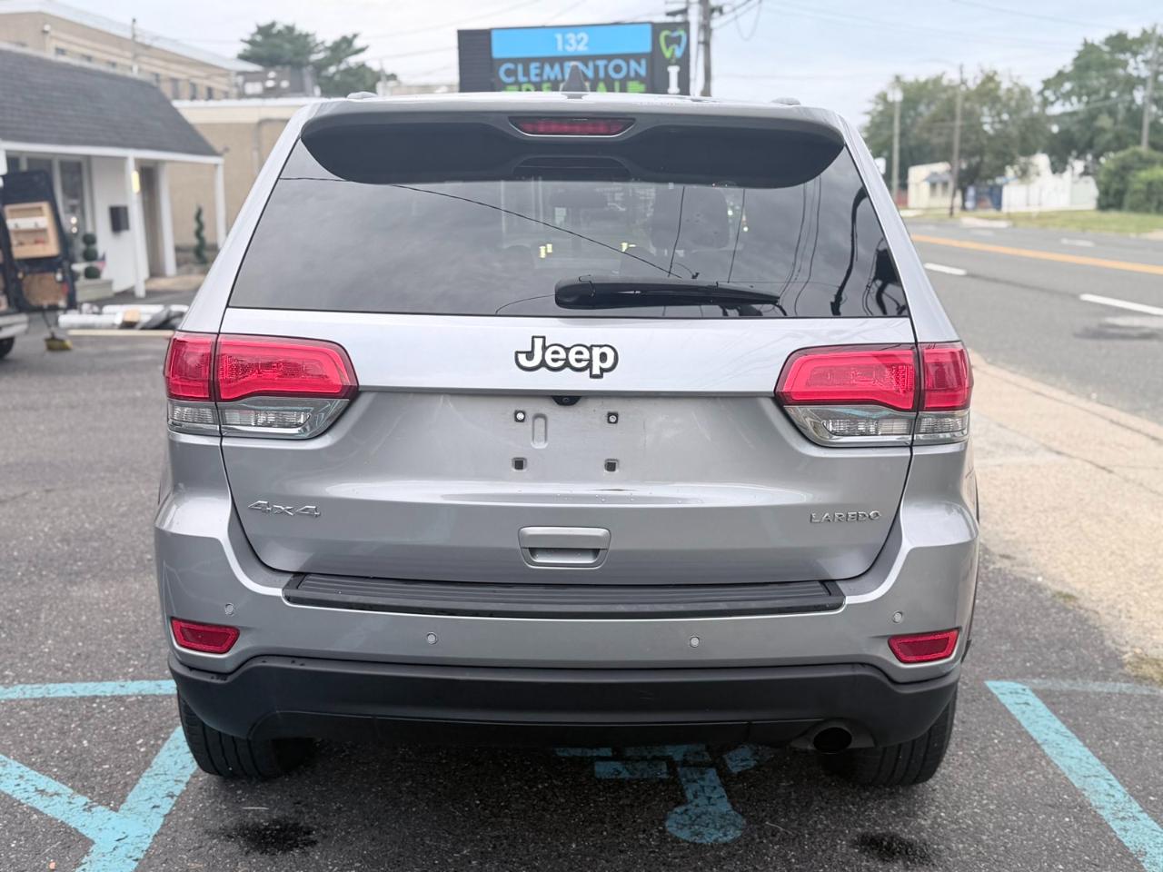 Jeep Grand Cherokee Laredo 2018