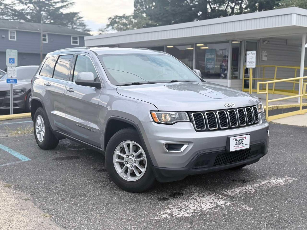 Jeep Grand Cherokee Laredo 2018