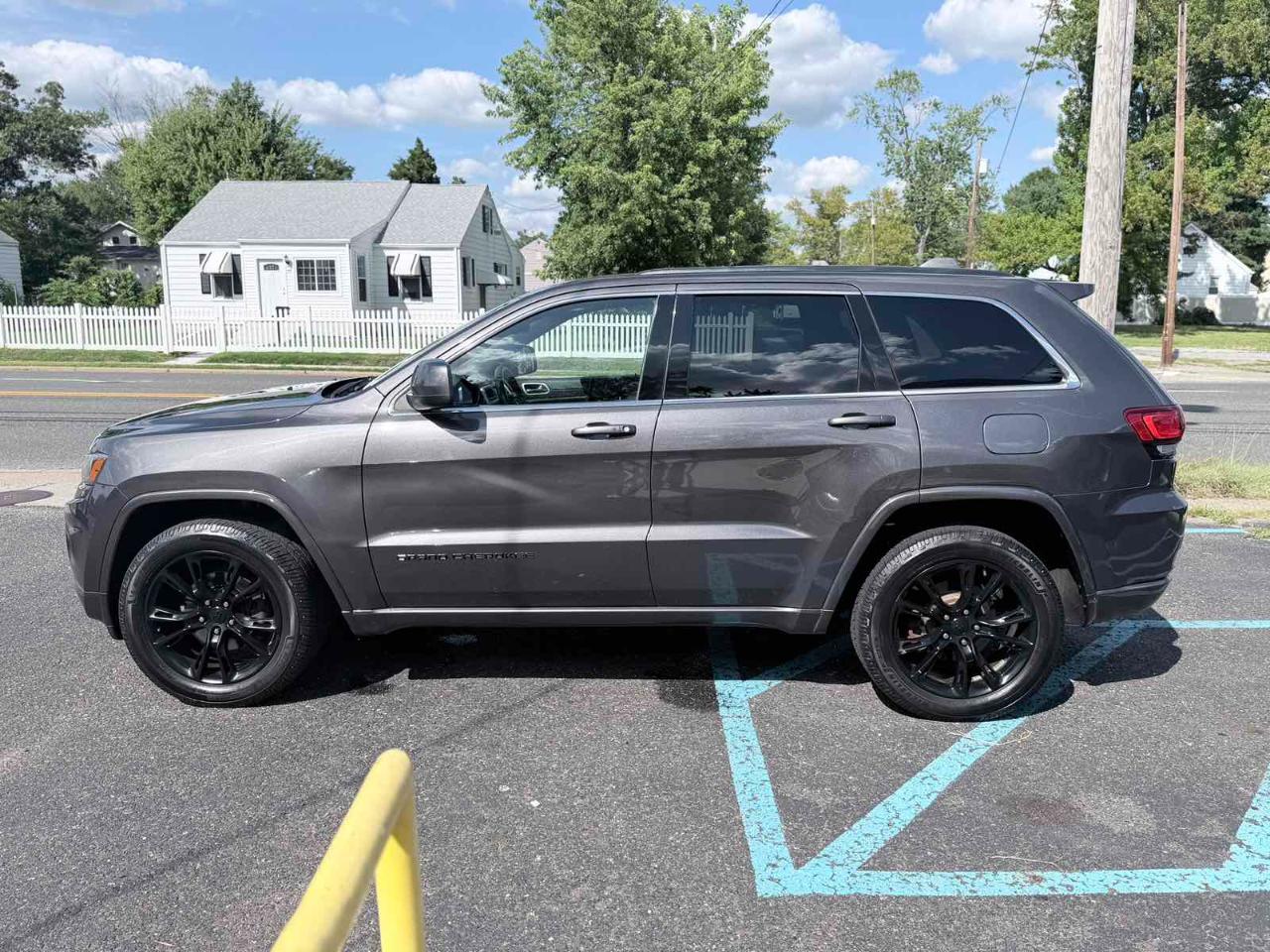 Jeep Grand Cherokee 4WD 4dr Altitude 2015