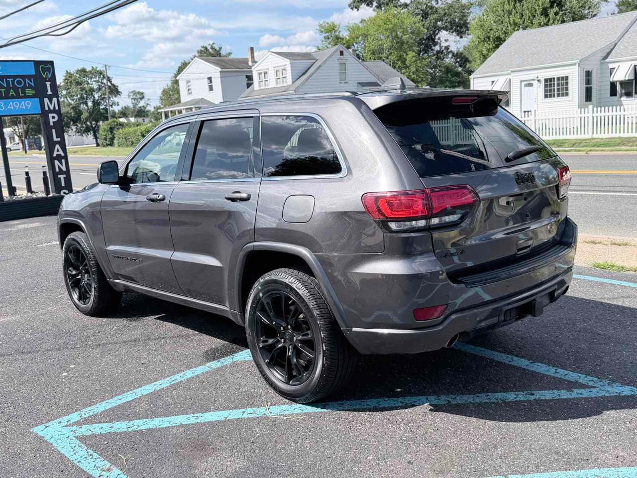 Jeep Grand Cherokee 4WD 4dr Altitude 2015