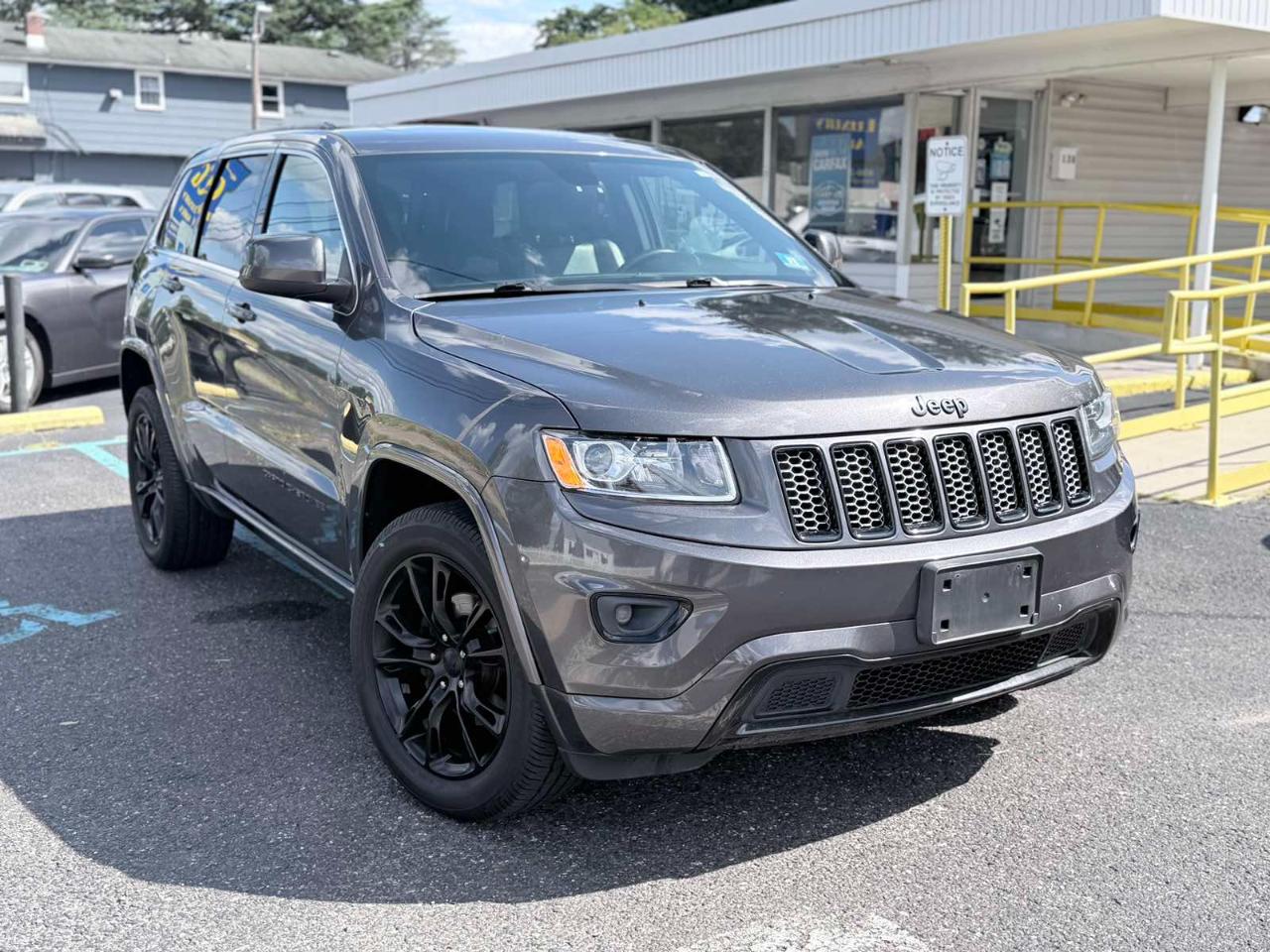 Jeep Grand Cherokee 4WD 4dr Altitude 2015