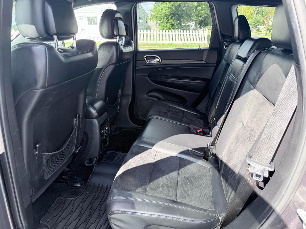 Jeep Grand Cherokee 4WD 4dr Altitude 2015