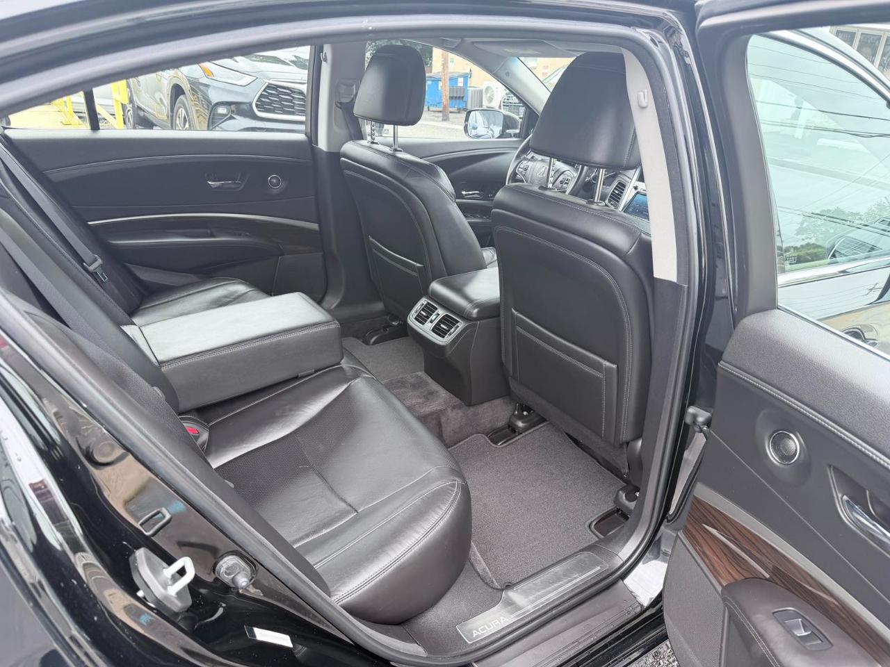 Acura RLX  2016