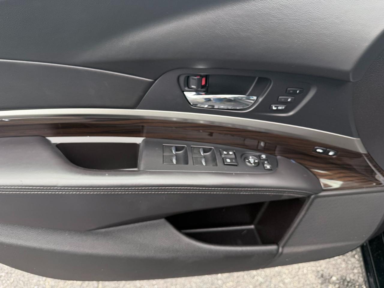 Acura RLX  2016