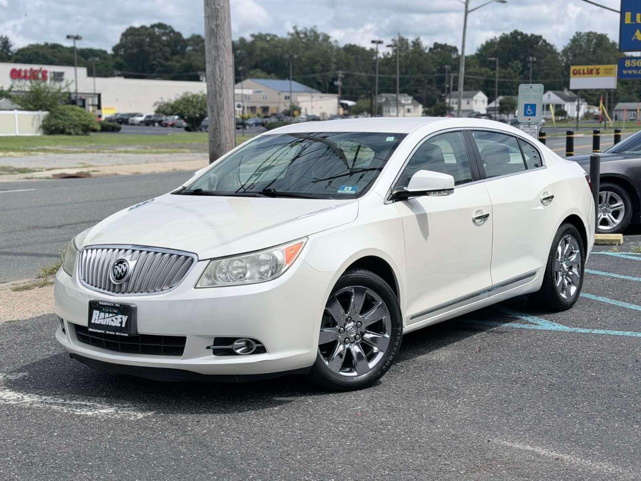 Buick LaCrosse 4dr Sdn Premium 1 FWD 2012
