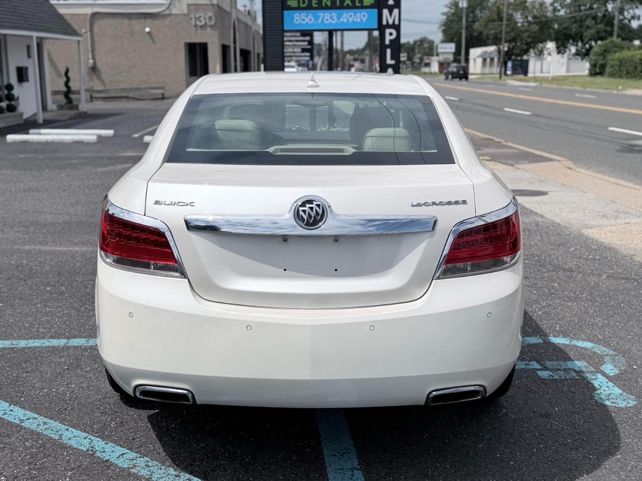 Buick LaCrosse 4dr Sdn Premium 1 FWD 2012