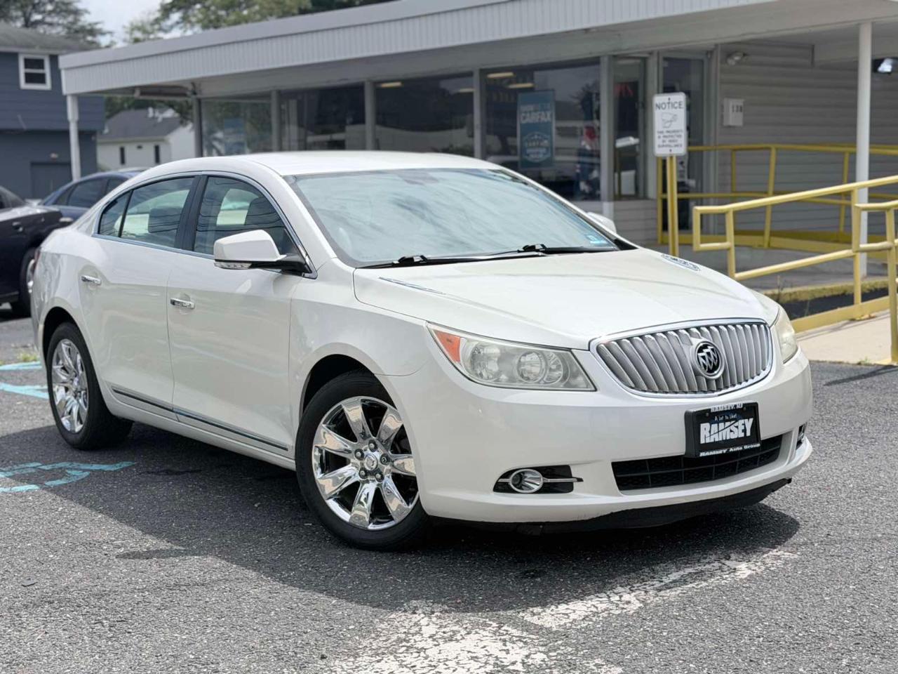 Buick LaCrosse 4dr Sdn Premium 1 FWD 2012