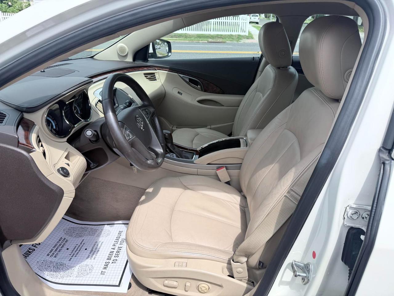 Buick LaCrosse 4dr Sdn Premium 1 FWD 2012