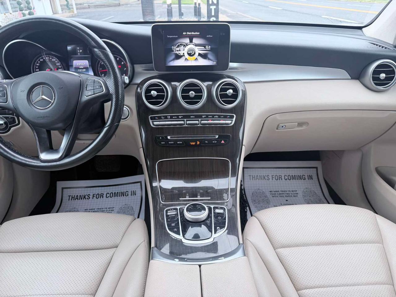 Mercedes-Benz GLC GLC 300 4MATIC SUV 2017