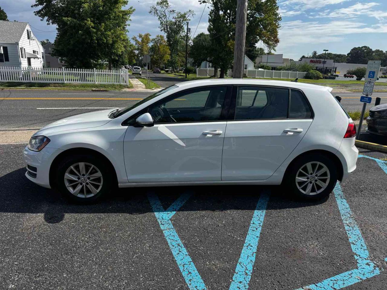 Volkswagen Golf 4dr HB Auto TSI S 2015