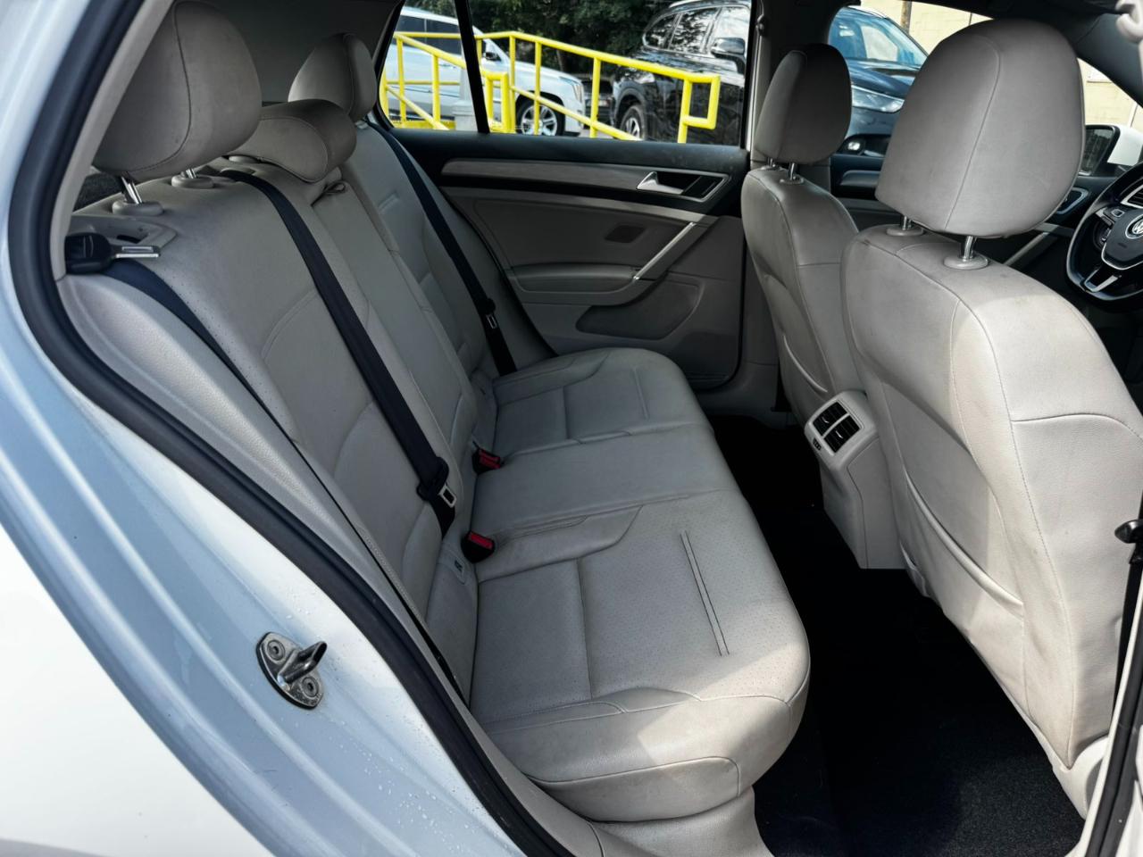 Volkswagen Golf 4dr HB Auto TSI S 2015