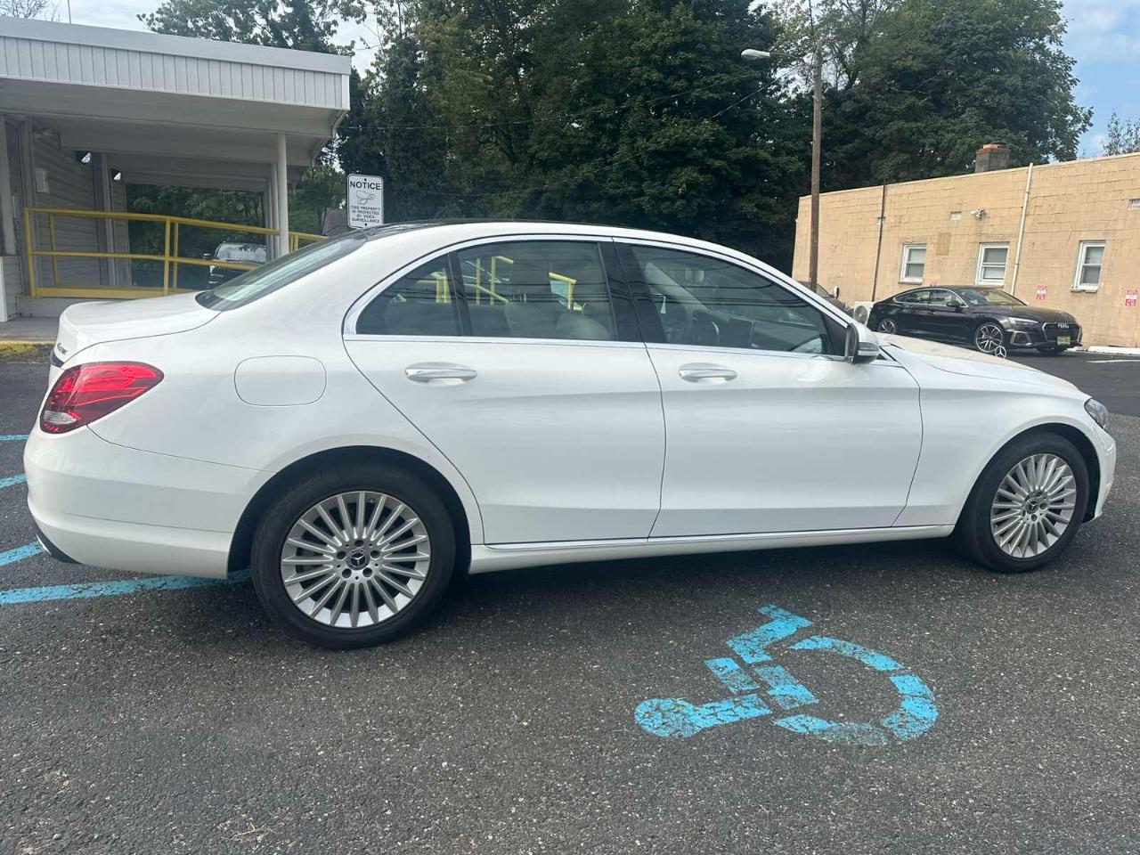 Mercedes-Benz C-Class C 300 4MATIC Sedan 2017