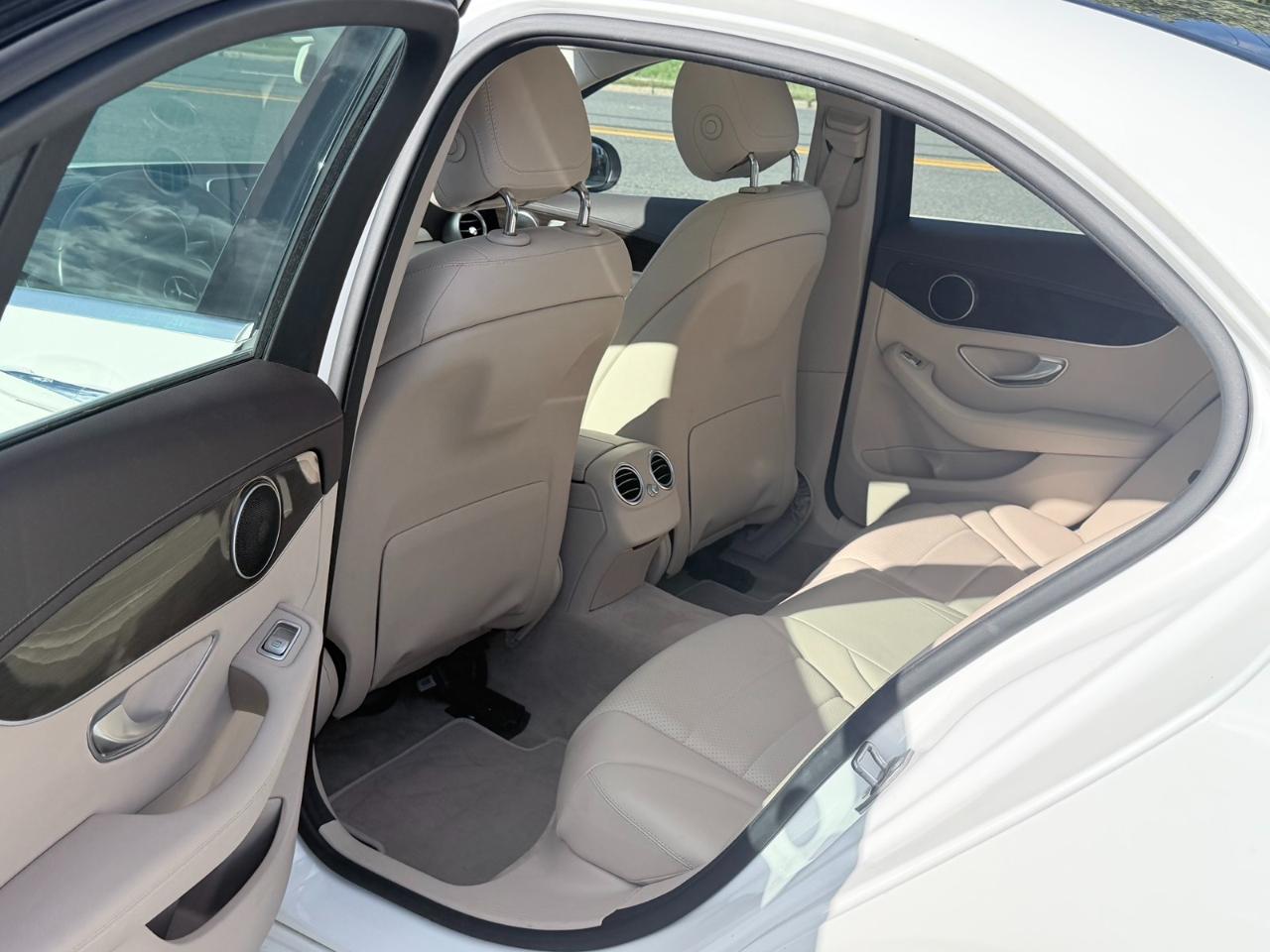 Mercedes-Benz C-Class C 300 4MATIC Sedan 2017