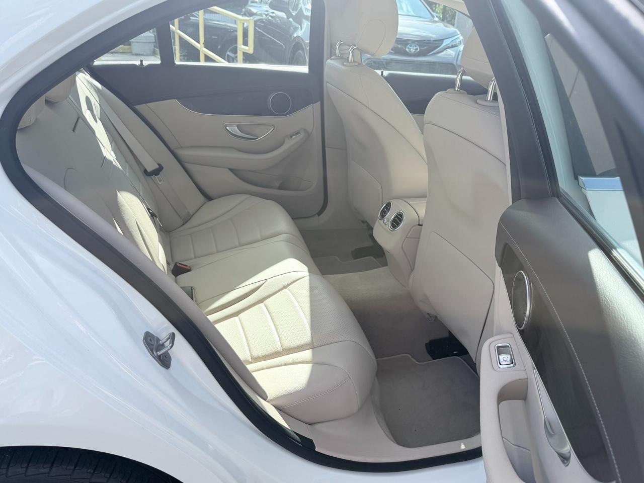 Mercedes-Benz C-Class C 300 4MATIC Sedan 2017