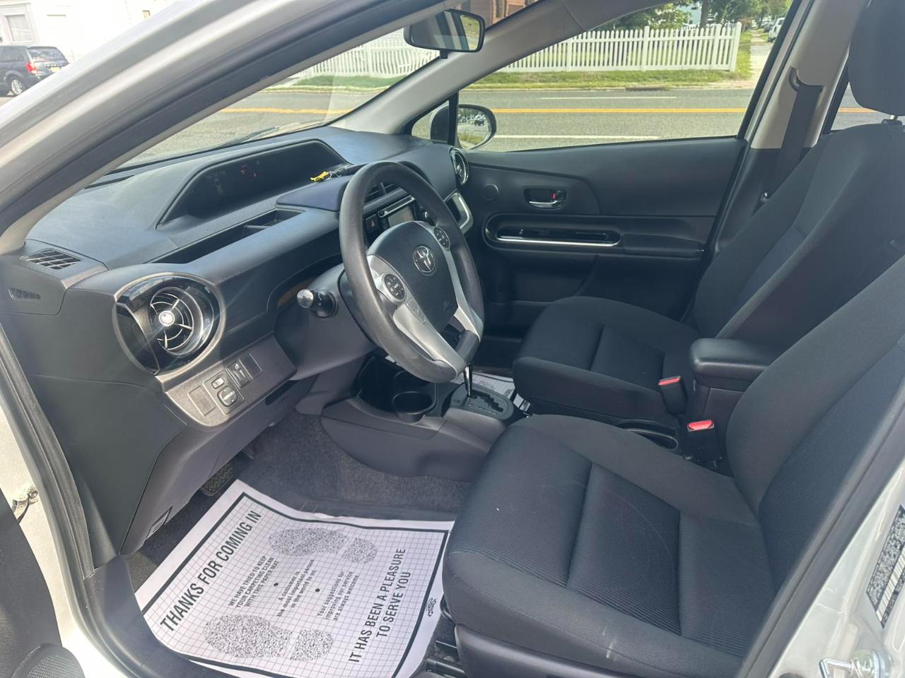 Toyota Prius c Three 2015