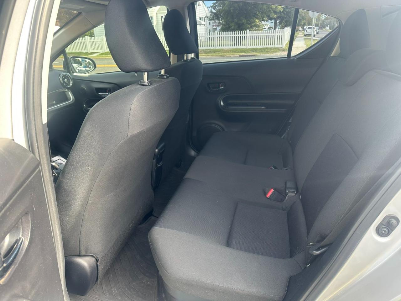 Toyota Prius c Three 2015