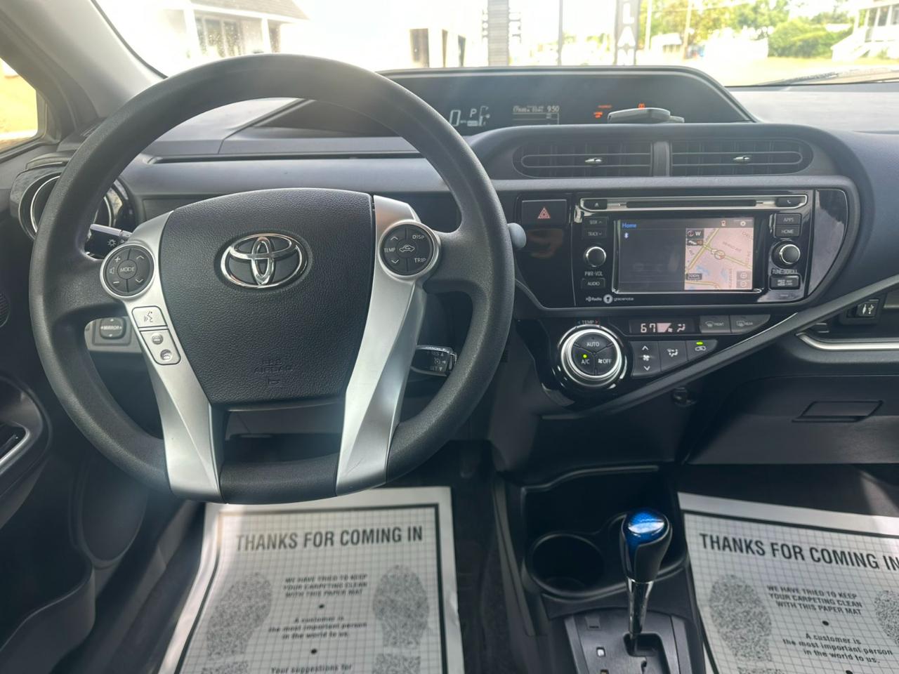 Toyota Prius c Three 2015