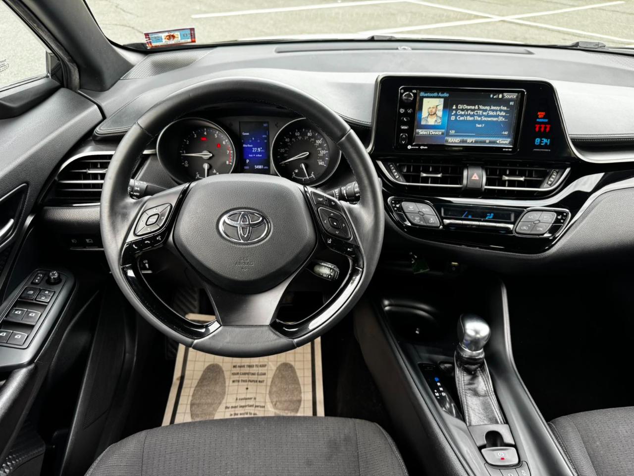 Toyota C-HR XLE 2018