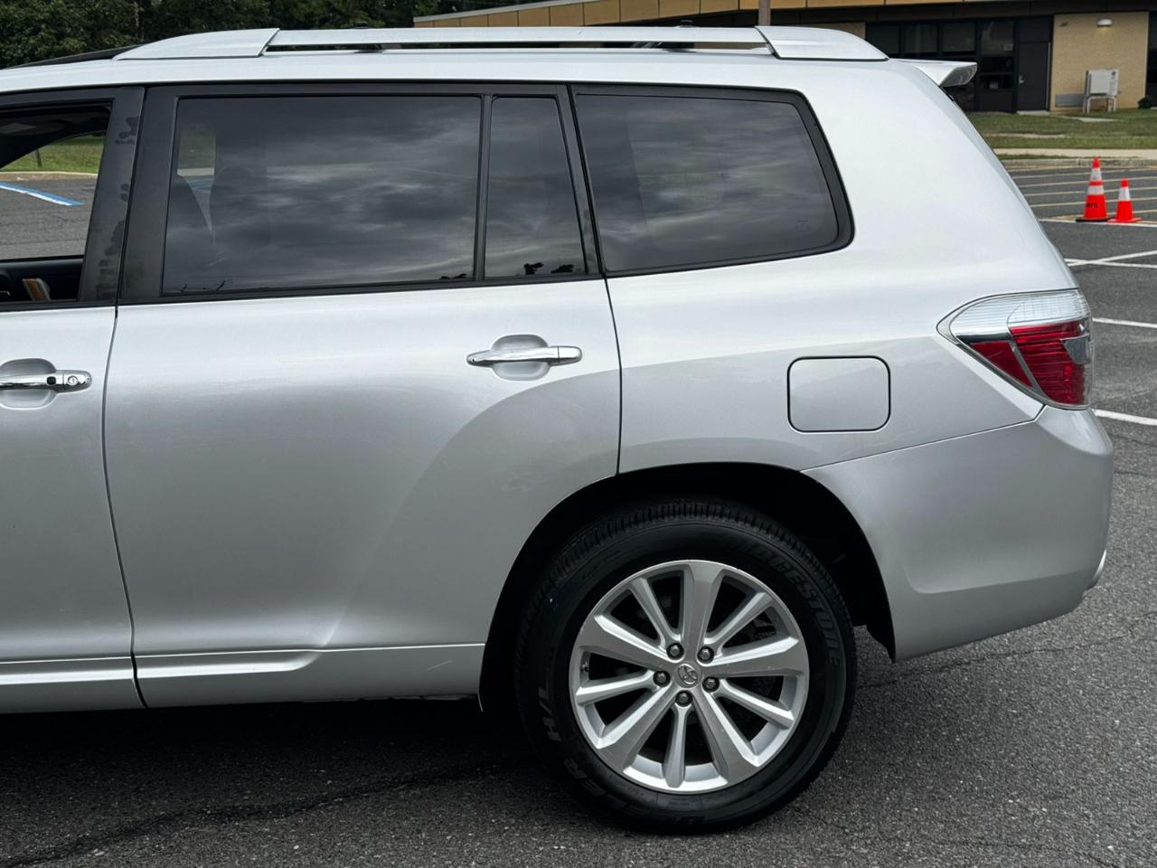 Toyota Highlander Hybrid Limited 2009
