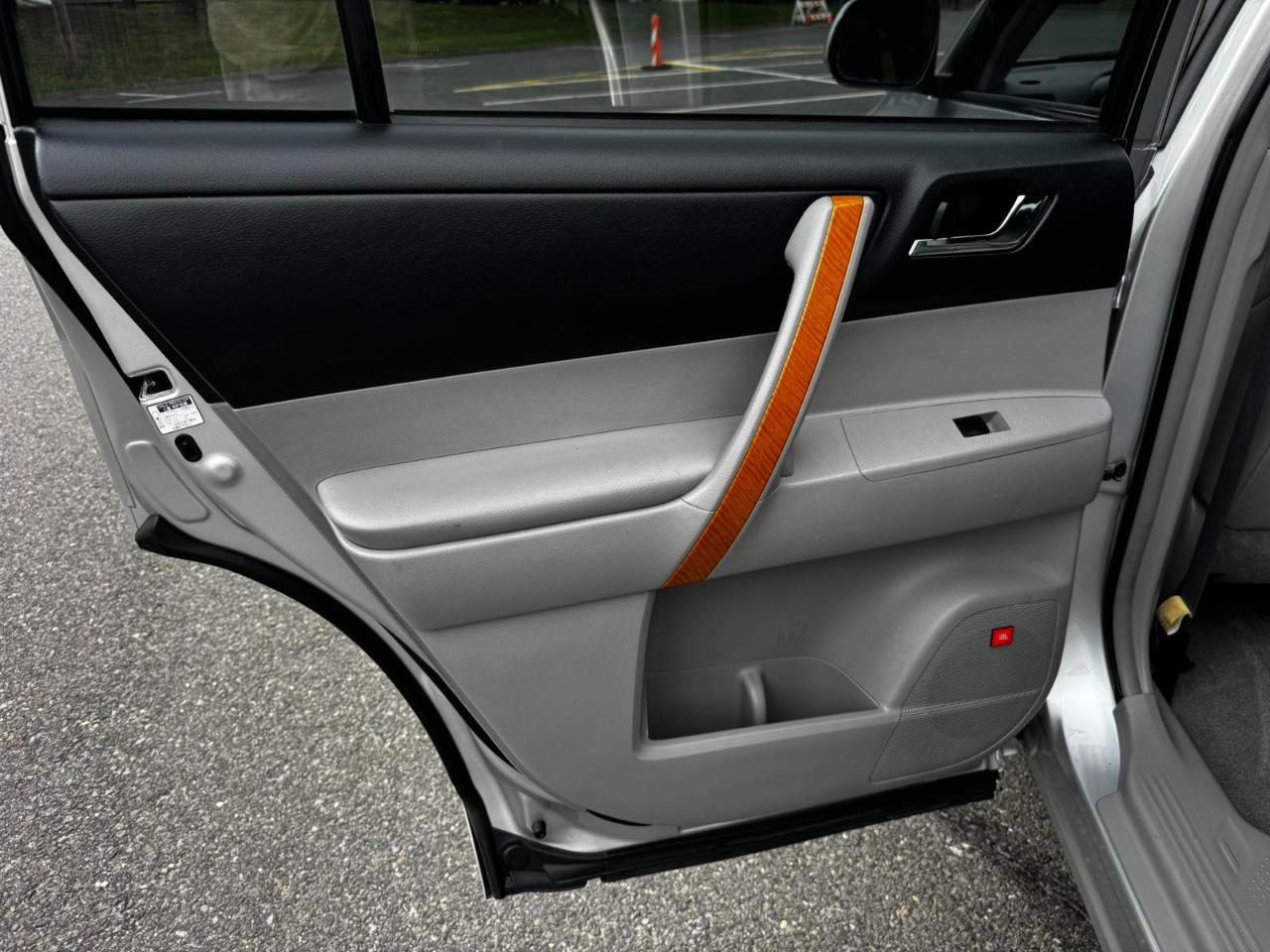 Toyota Highlander Hybrid Limited 2009
