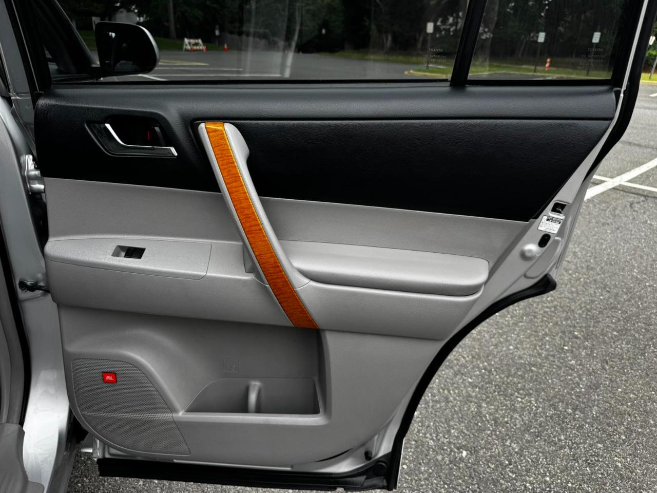 Toyota Highlander Hybrid Limited 2009