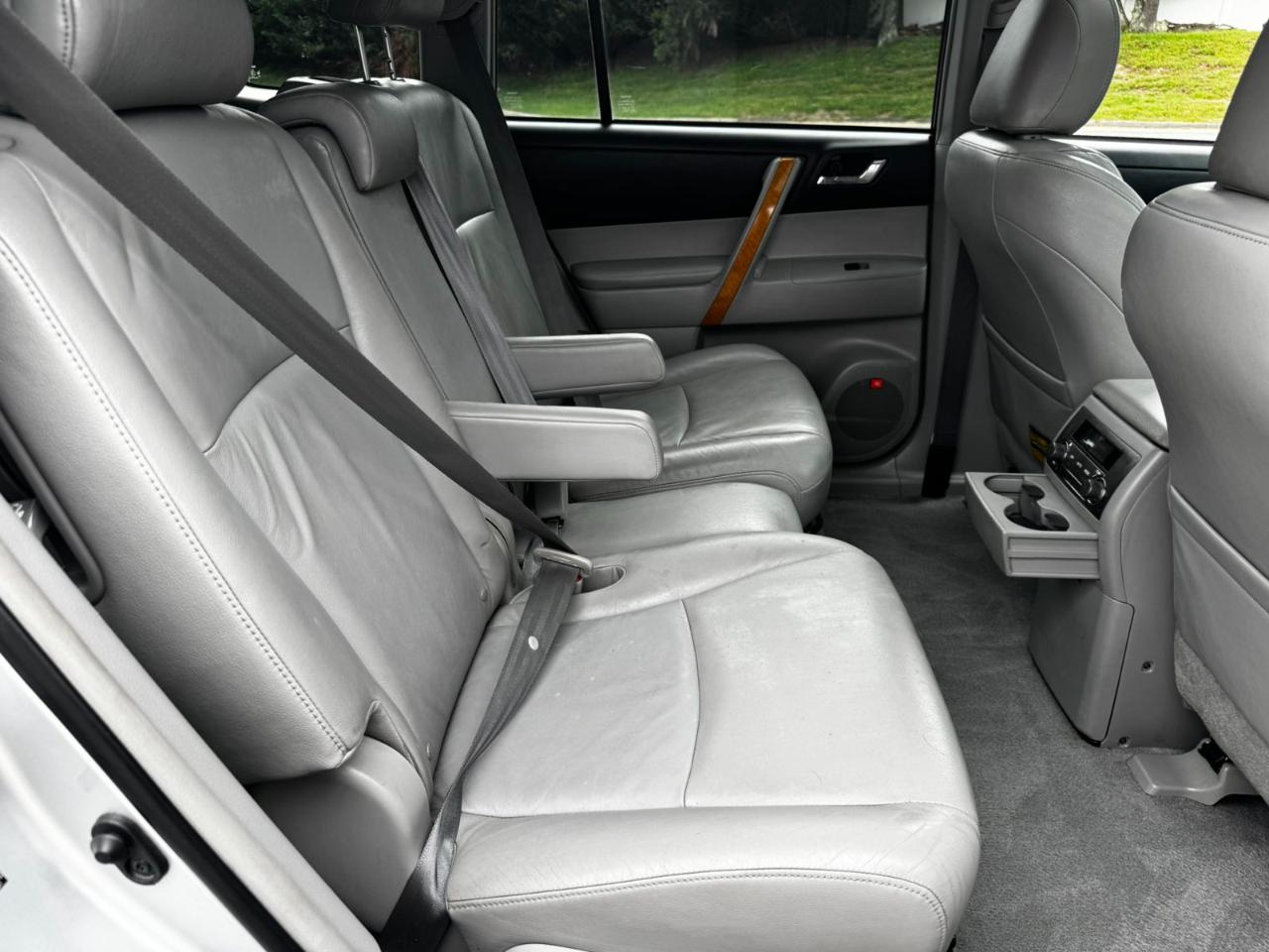 Toyota Highlander Hybrid Limited 2009