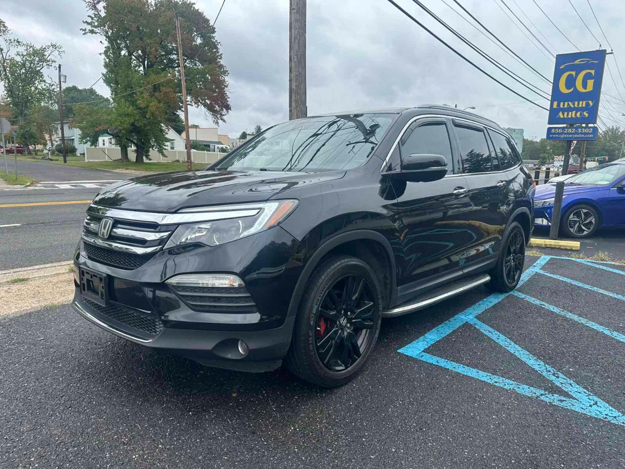 Honda Pilot Touring AWD 2017