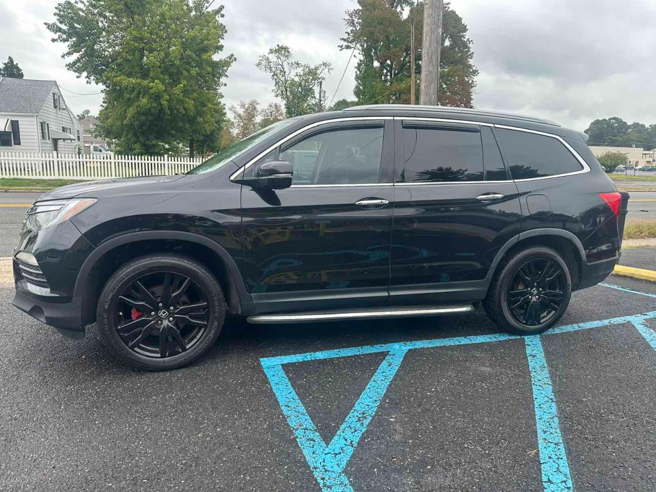 Honda Pilot Touring AWD 2017