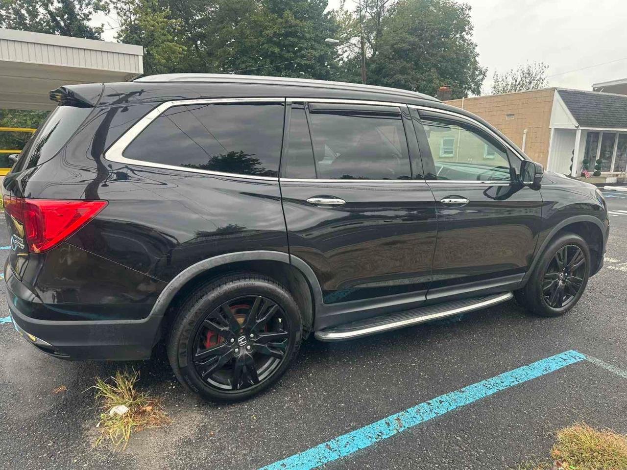 Honda Pilot Touring AWD 2017