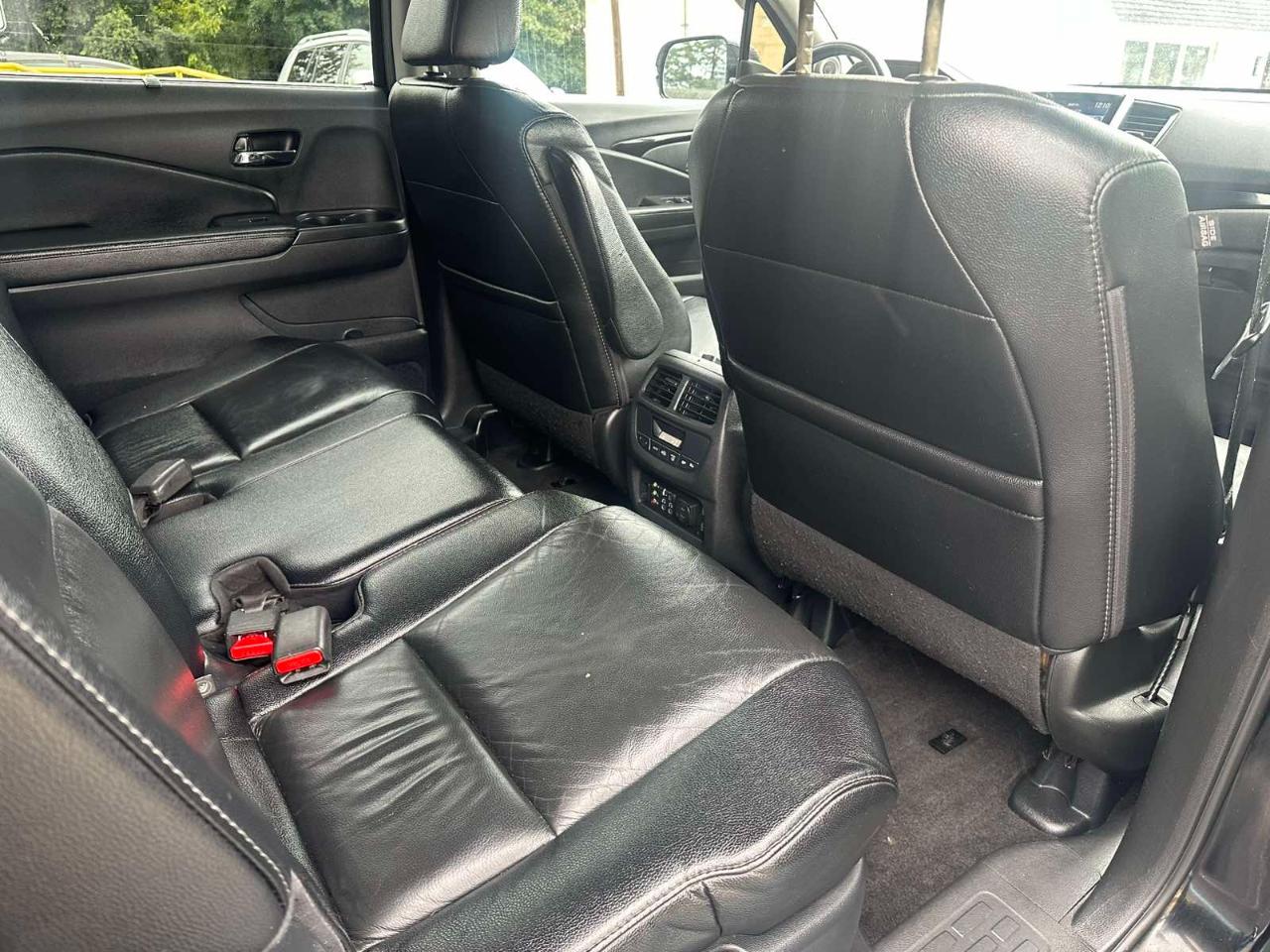 Honda Pilot Touring AWD 2017