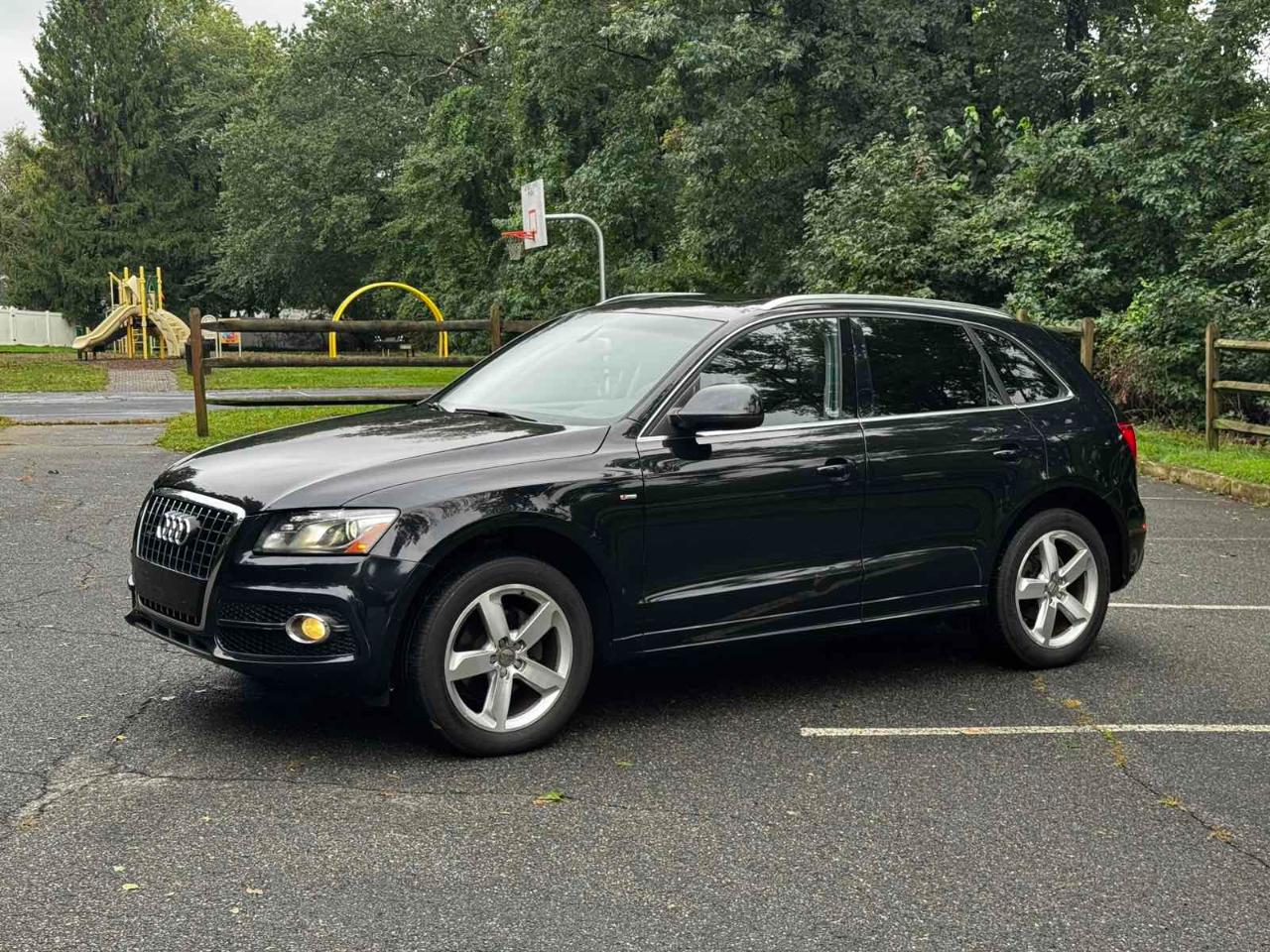 Audi Q5 quattro 4dr 3.2L Prestige 2012