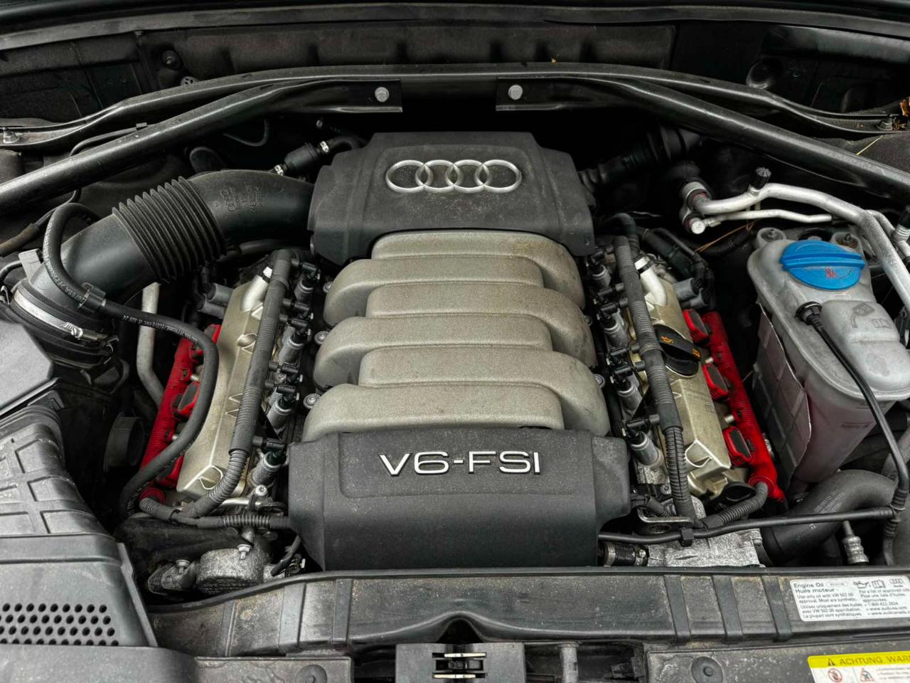 Audi Q5 quattro 4dr 3.2L Prestige 2012