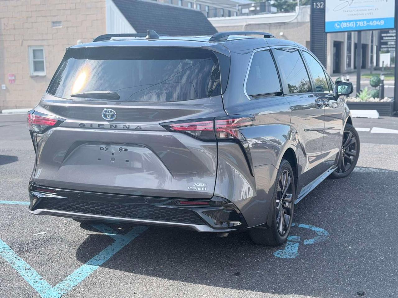 Toyota Sienna XSE 7-Passenger 2022