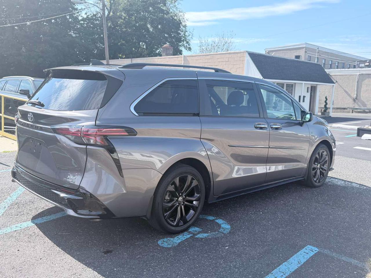 Toyota Sienna XSE 7-Passenger 2022