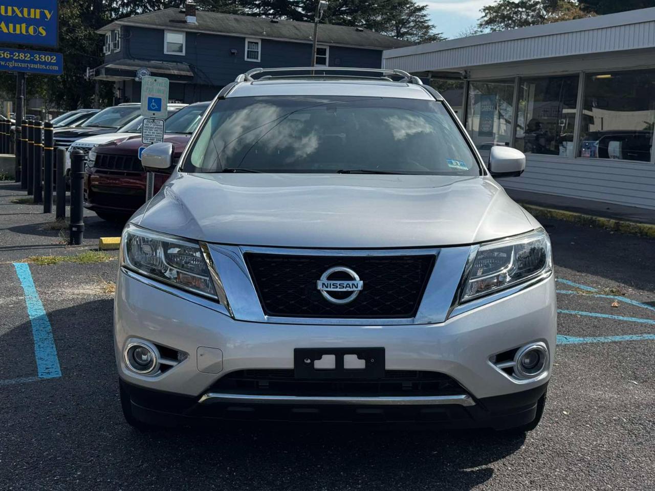 Nissan Pathfinder 4WD 4dr Platinum 2014