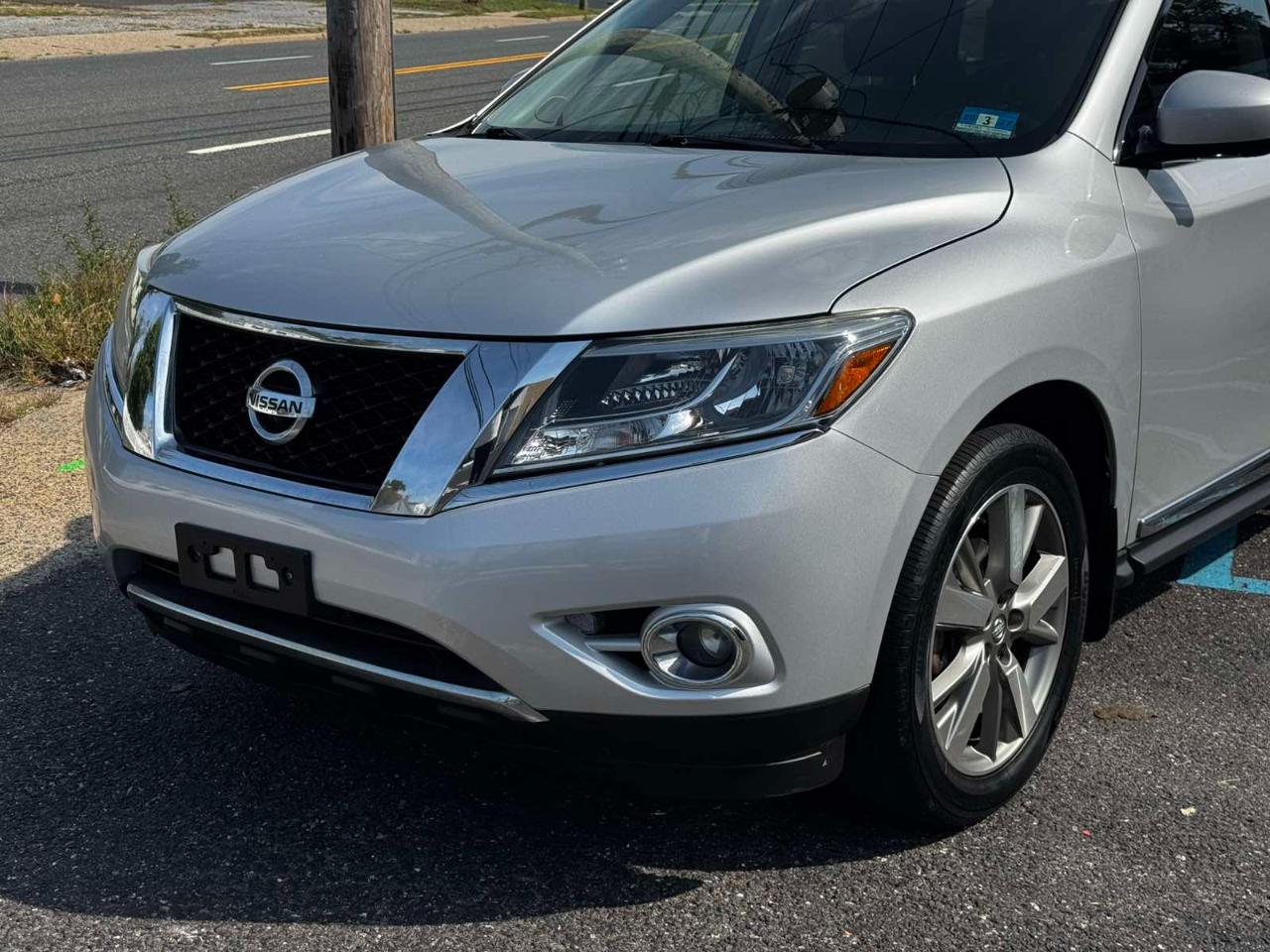 Nissan Pathfinder 4WD 4dr Platinum 2014