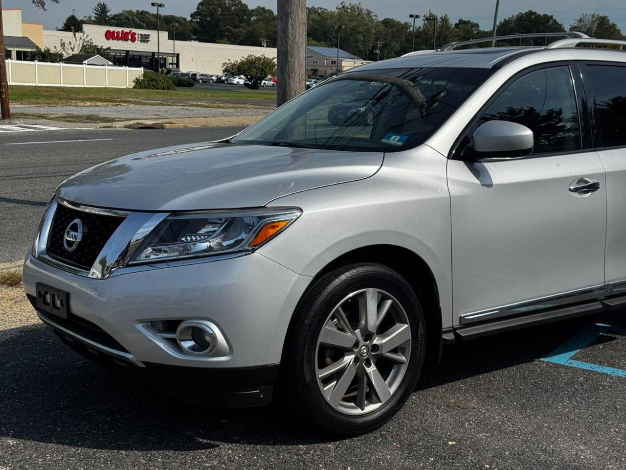 Nissan Pathfinder 4WD 4dr Platinum 2014