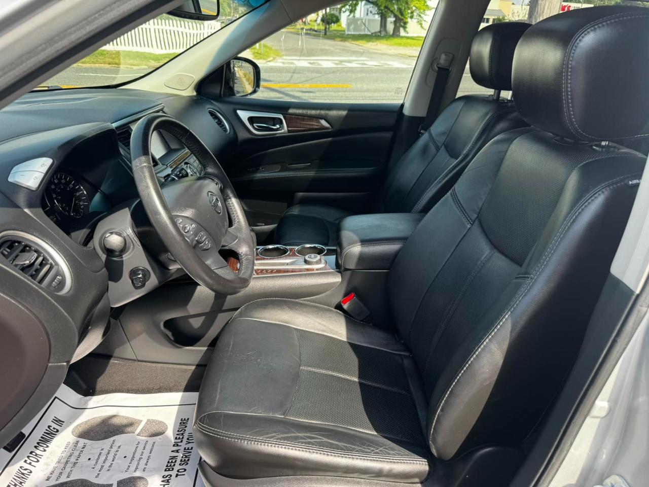 Nissan Pathfinder 4WD 4dr Platinum 2014