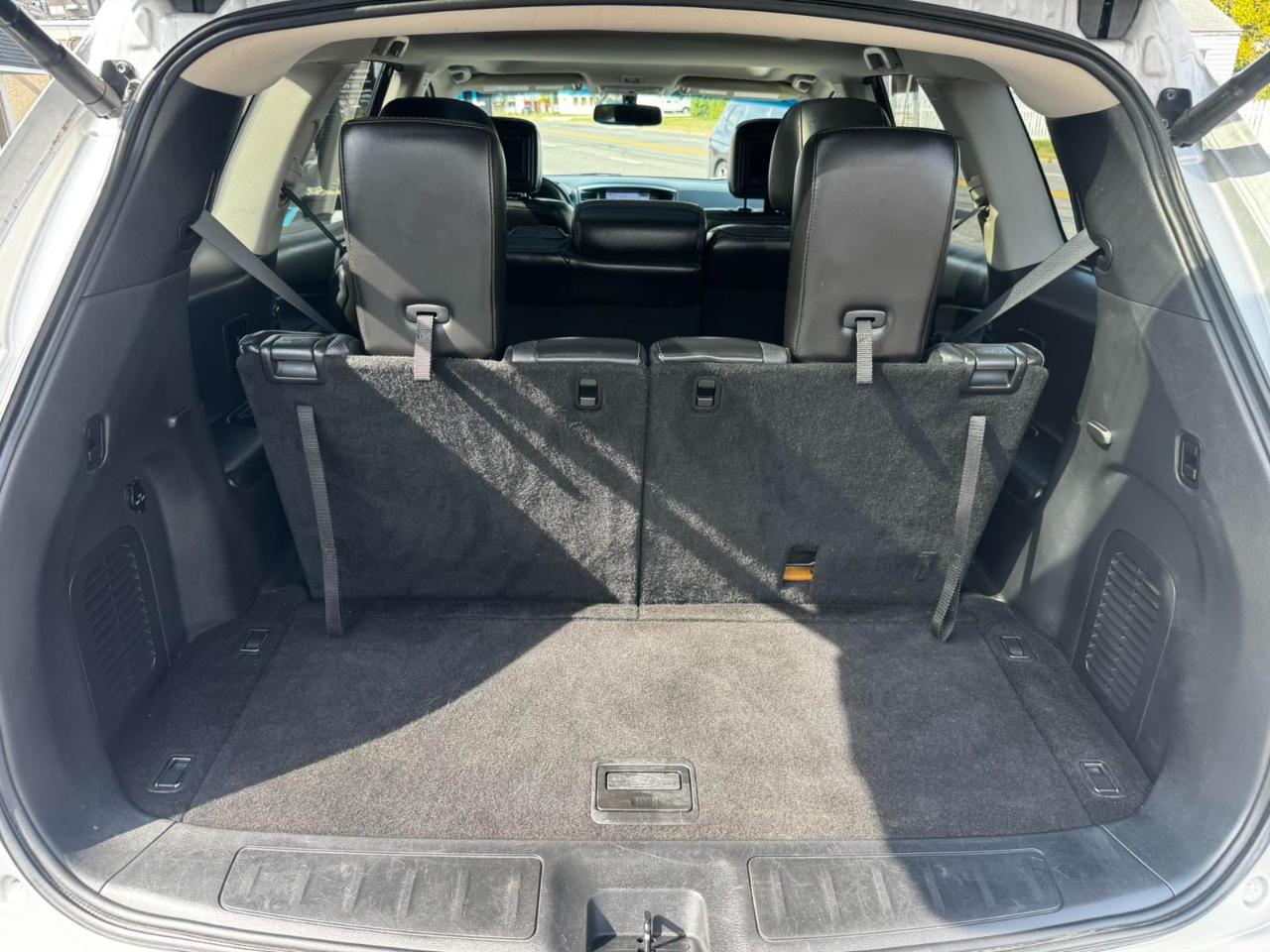 Nissan Pathfinder 4WD 4dr Platinum 2014