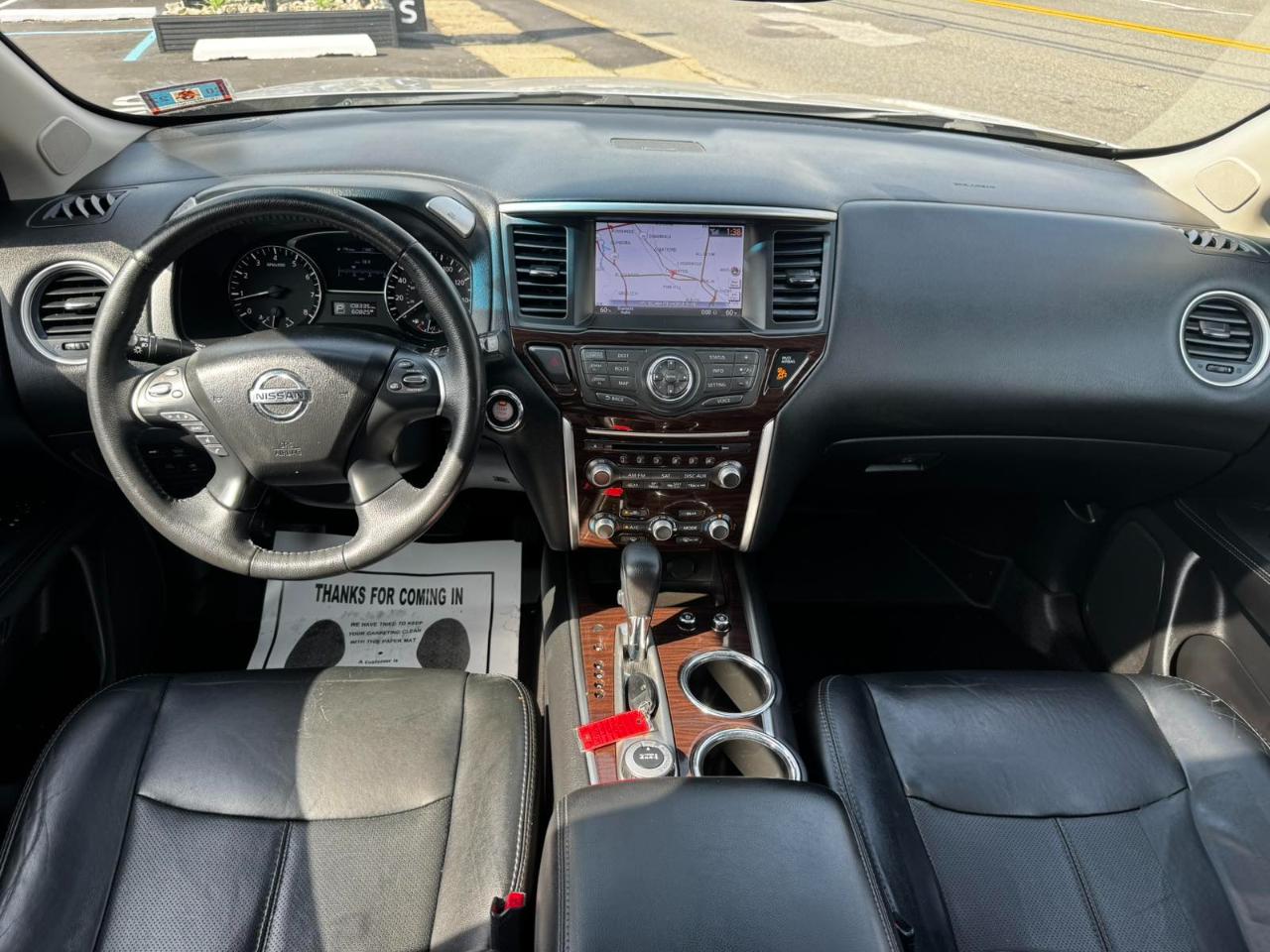 Nissan Pathfinder 4WD 4dr Platinum 2014