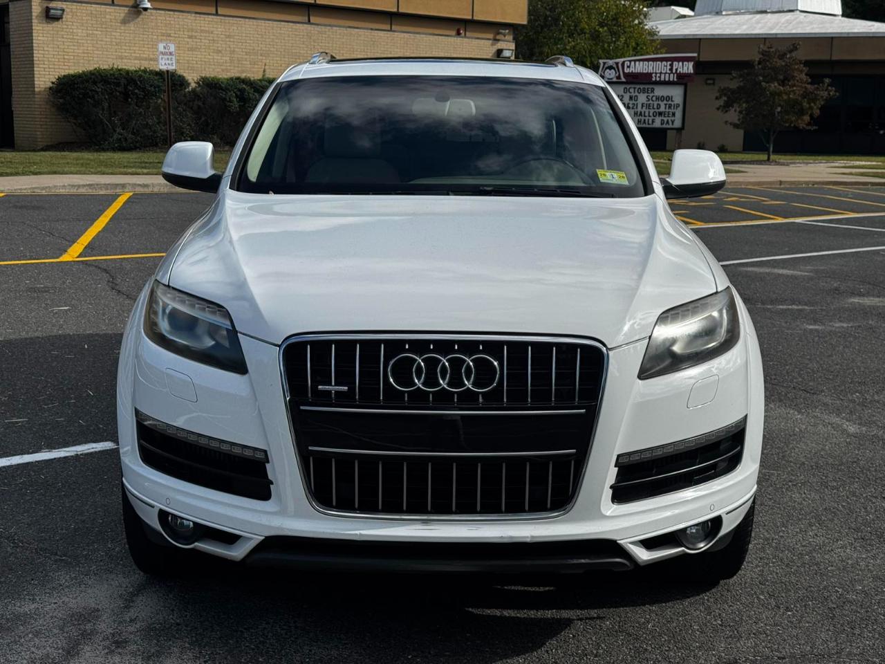 Audi Q7 quattro 4dr 3.0L TDI Prestige 2010