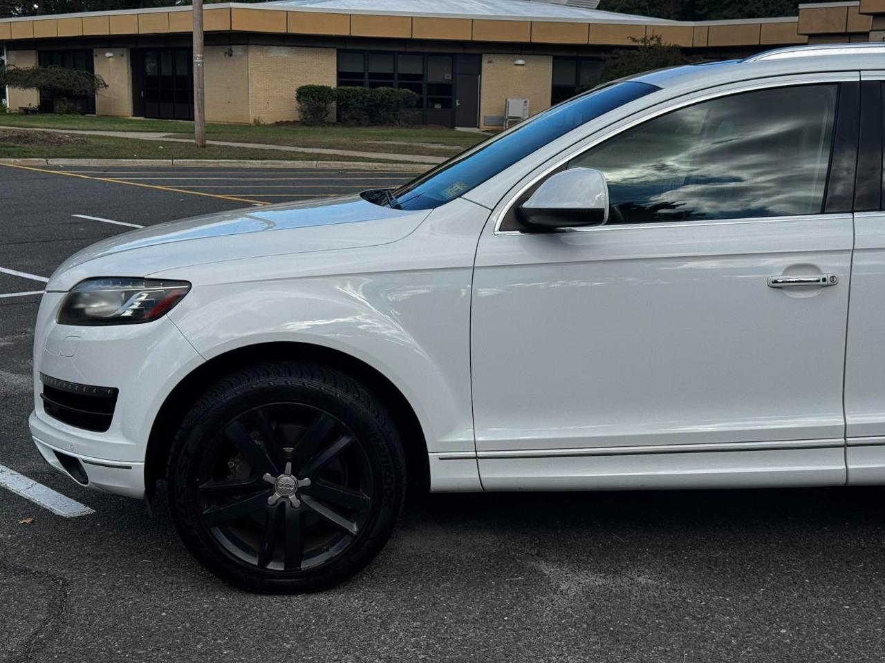 Audi Q7 quattro 4dr 3.0L TDI Prestige 2010