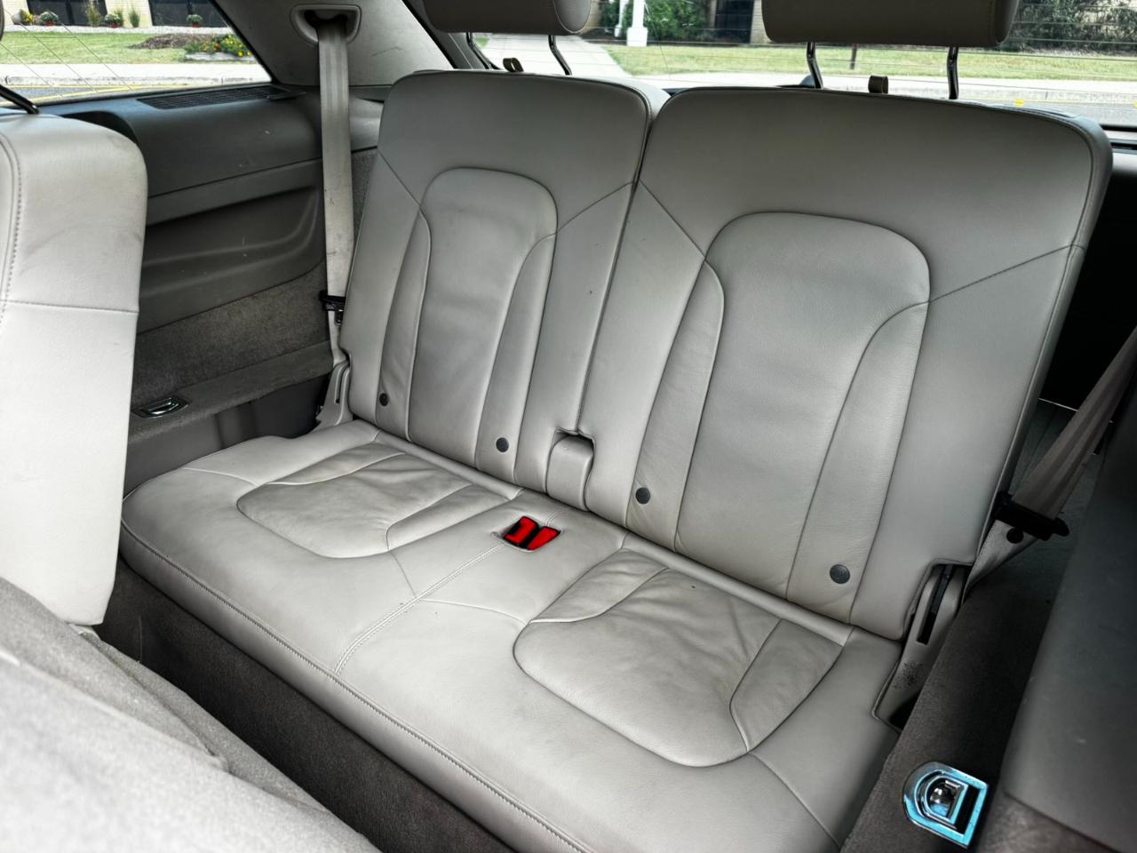 Audi Q7 quattro 4dr 3.0L TDI Prestige 2010