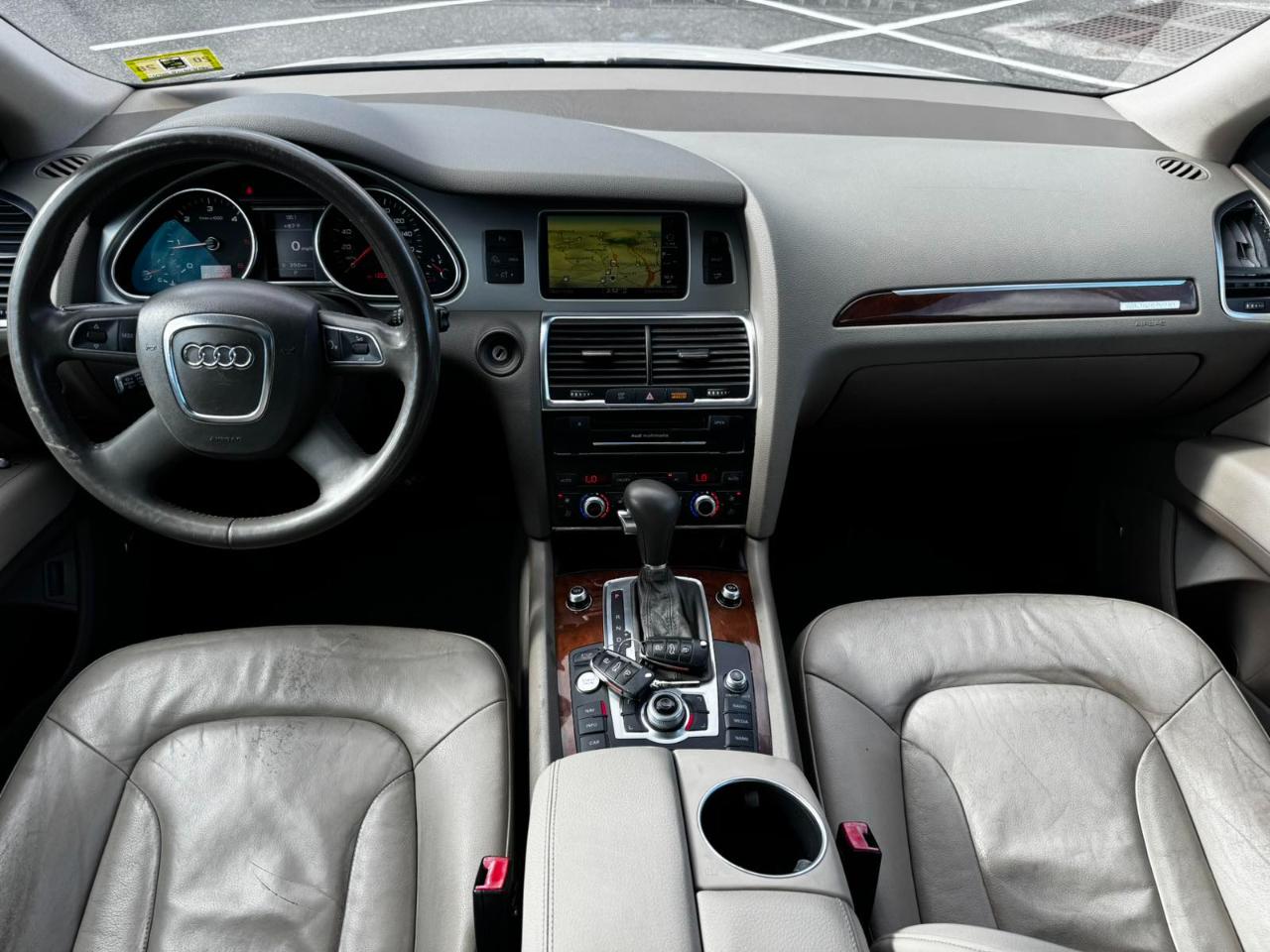 Audi Q7 quattro 4dr 3.0L TDI Prestige 2010